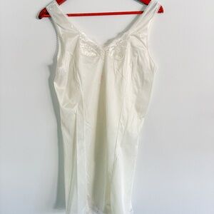 Vintage Truly Intimate Lingerie White Lace Detailing Negligee Nightgown Size 38